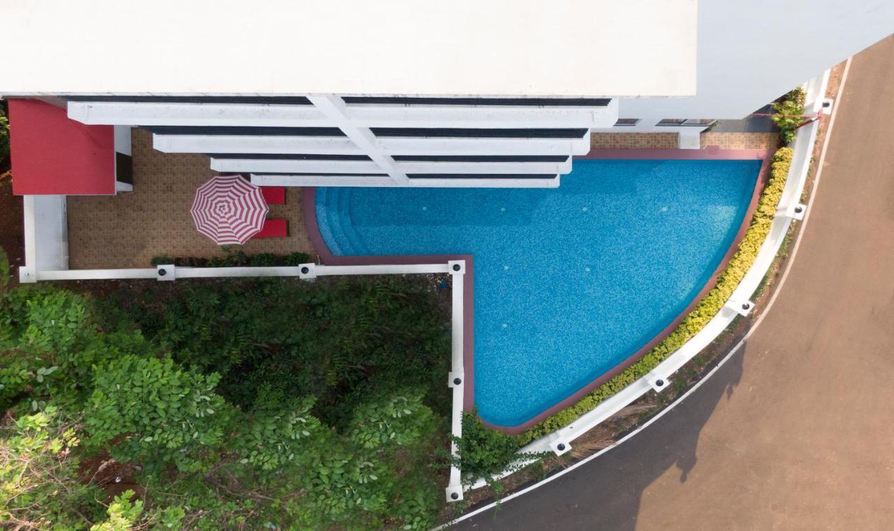 Arotel Rooms & Suites กาลังกูติ ภายนอก รูปภาพ