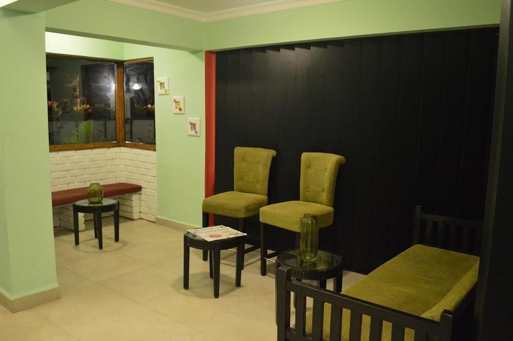 Arotel Rooms & Suites กาลังกูติ ภายนอก รูปภาพ