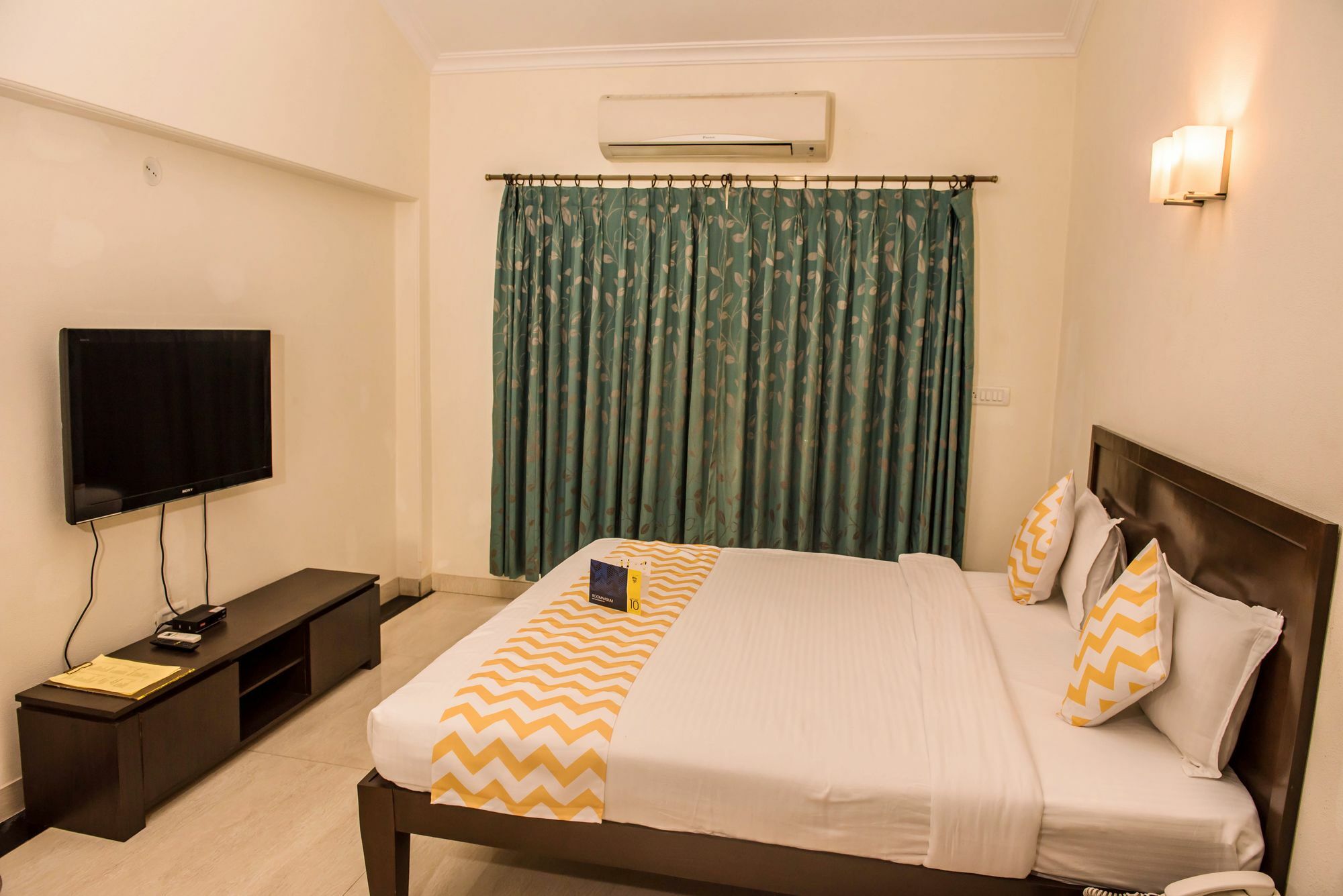 Arotel Rooms & Suites กาลังกูติ ภายนอก รูปภาพ